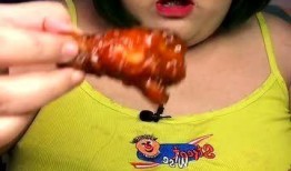 铃铛女朋友吃瓜,揭秘娱乐圈的甜蜜瓜田