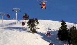 滑雪缆车事件吃瓜,揭秘背后的真相与争议