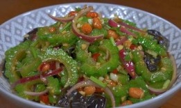 凉瓜拌着吃,凉瓜拌食，尽享健康美味