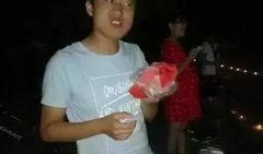 被求婚时吃瓜,被求婚时吃瓜的意外惊喜