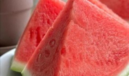 吃瓜点关注,关注热点，解锁精彩瞬间