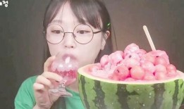 猎奇直播间吃瓜,揭秘吃瓜群众的狂欢盛宴