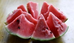 巢湖吃瓜,一场别开生面的吃瓜盛宴