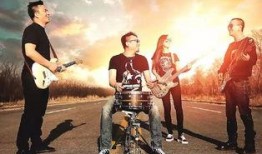 直惘乐队吃瓜,吃瓜背后的音乐传奇