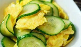 吃鸡蛋可以吃毛瓜吗,健康搭配的饮食新主张